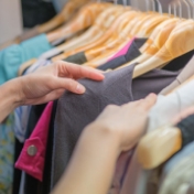 合宿免許の服装選びのポイントと入校前に押さえておきたい注意点の画像